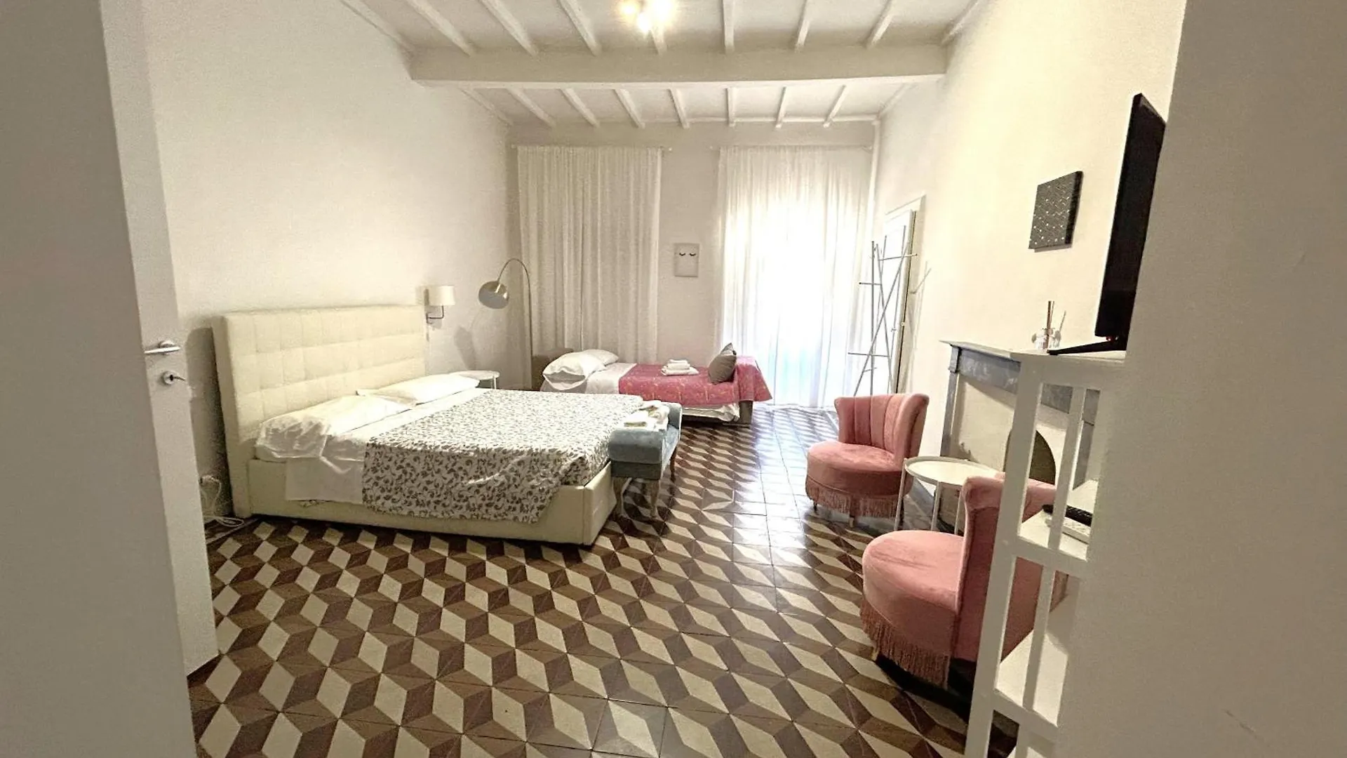 Allegra Toscana - Affittacamere Guest House Arezzo 2*,